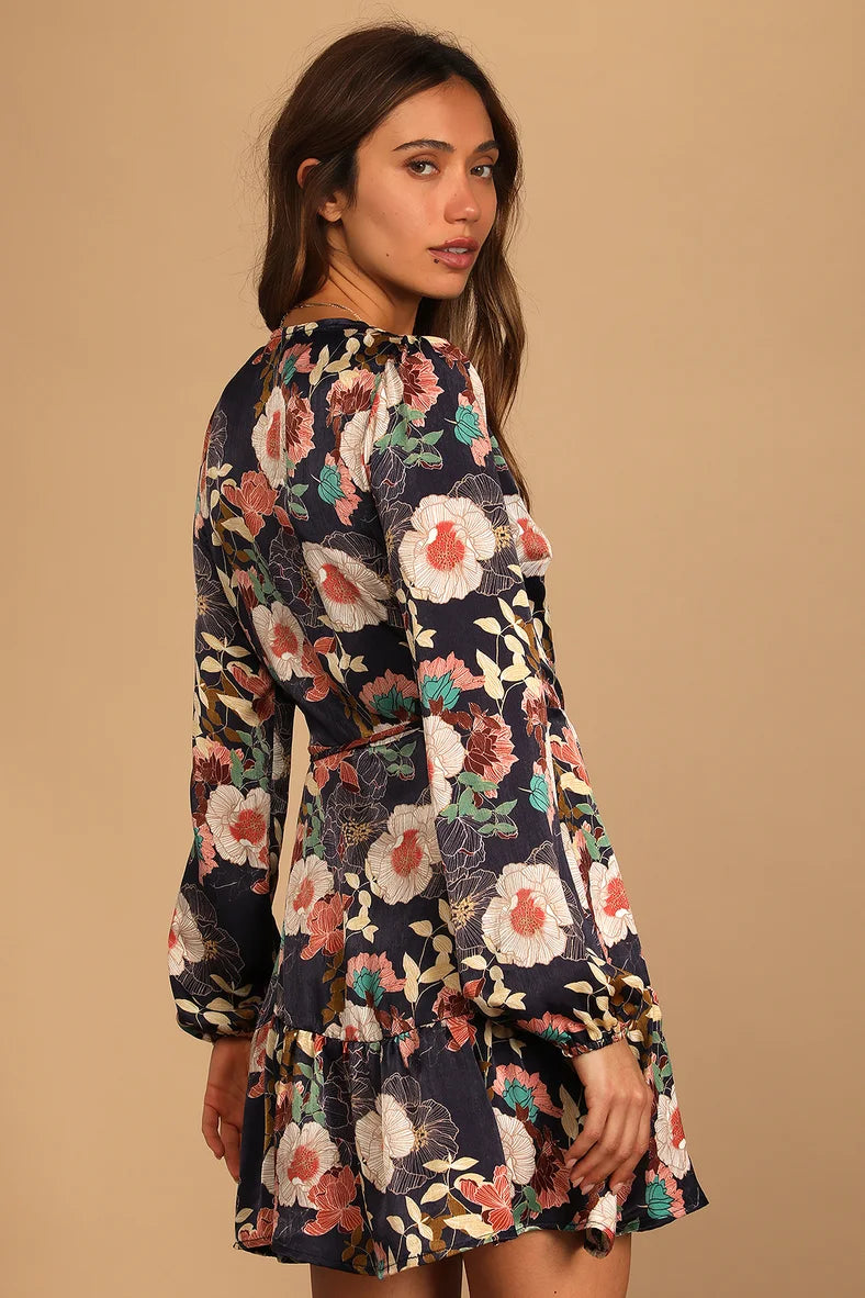Sz XS Lulus So Splendid Navy Blue Floral Satin Long Sleeve Wrap Dress