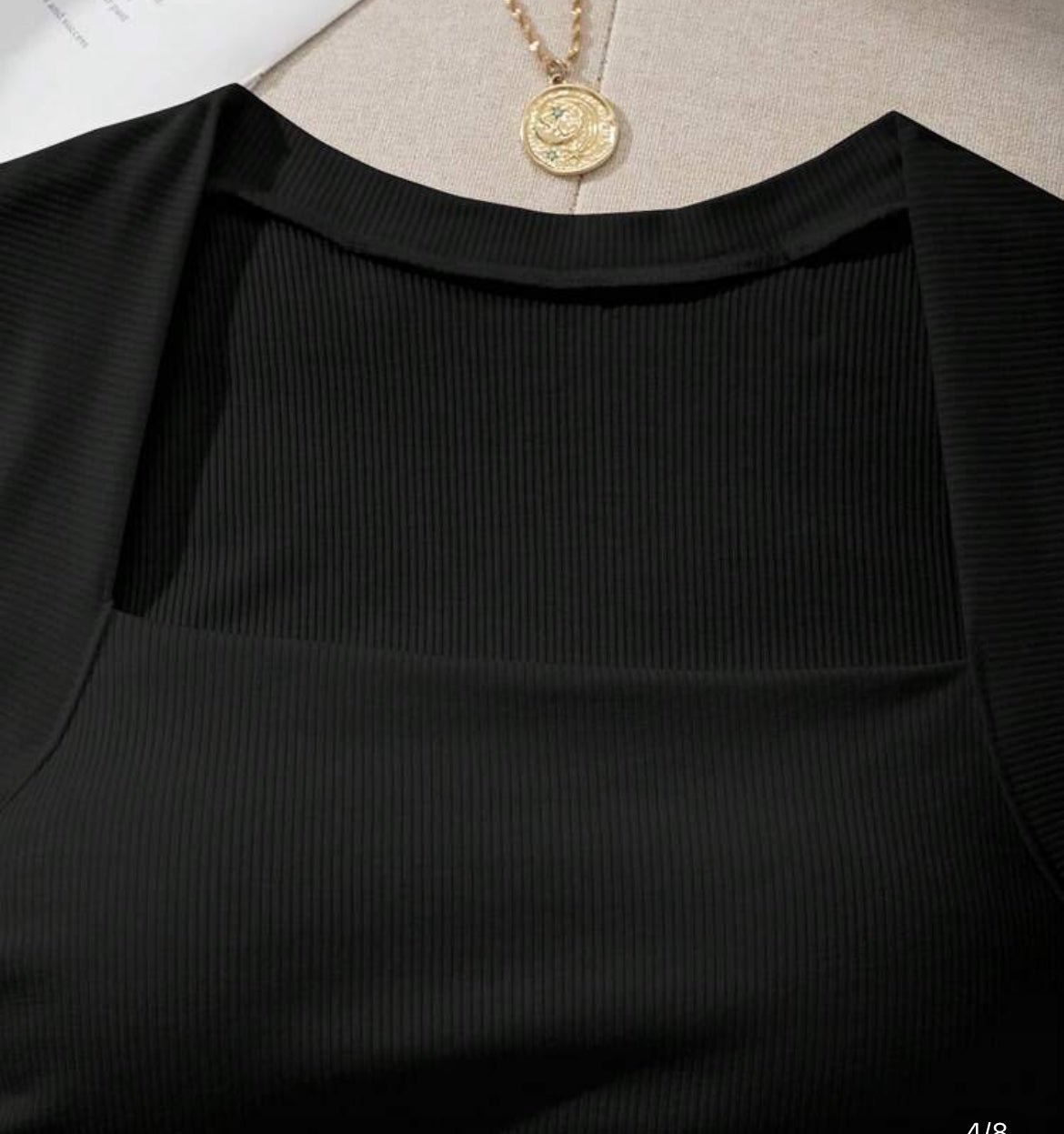 Size Medium SHEIN Padded black top sleeveless square neck