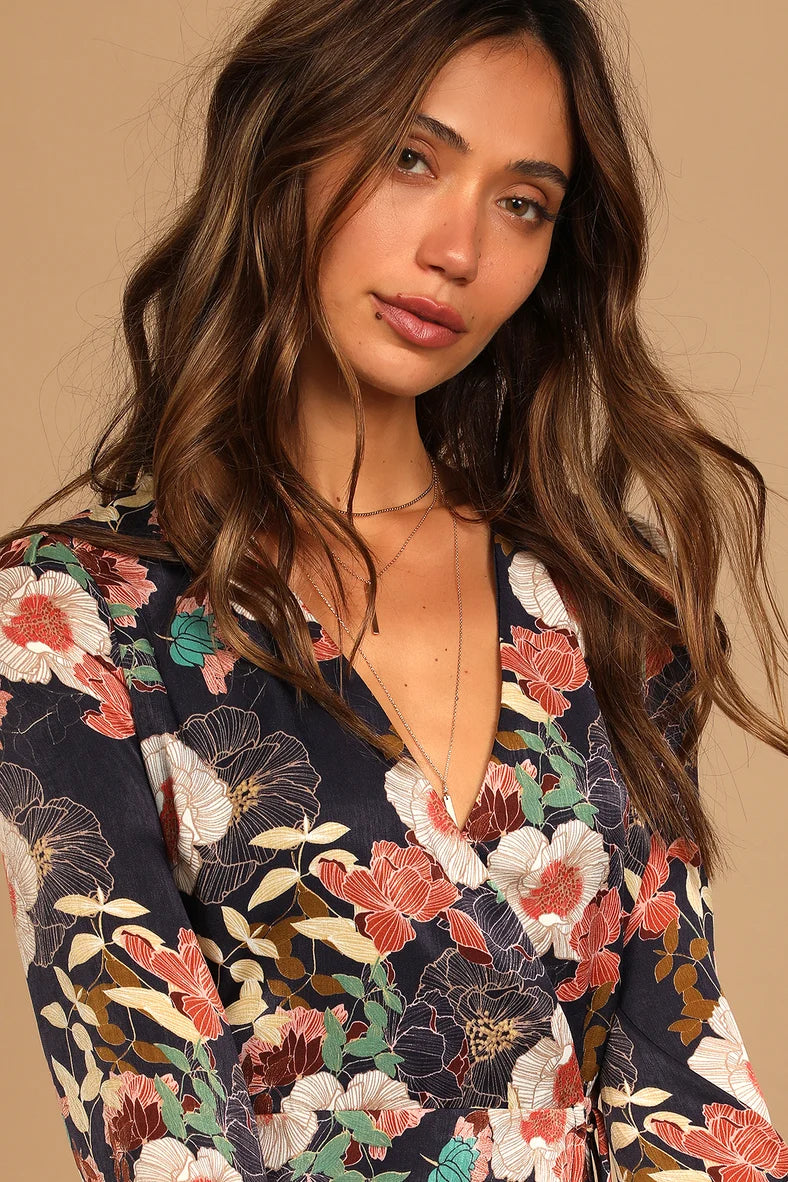 Sz XS Lulus So Splendid Navy Blue Floral Satin Long Sleeve Wrap Dress