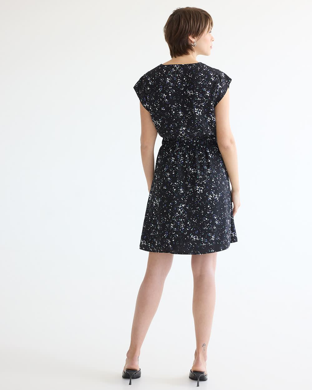Sz XS Short-Sleeve V-Neck Dress reitmans Elegant Black Floral Women's Dress