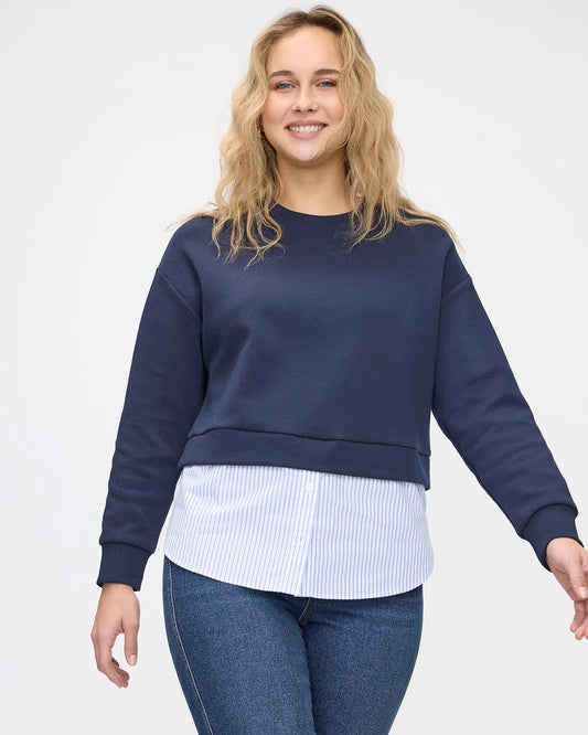 Size Large Reitman’s women’s Long-Sleeve Crew-Neck Sweatshirt with Fooler Insert navy