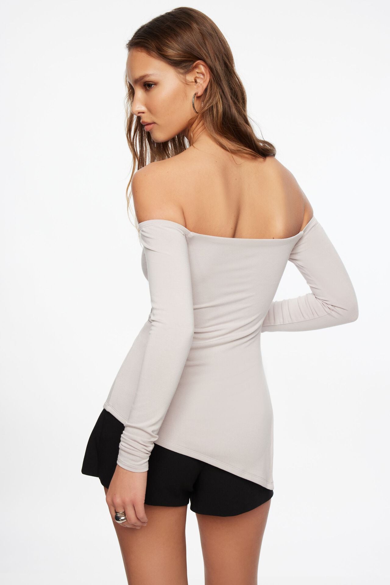 Sz XS Dynamite Off-the-shoulder tunic with slit woman shirt