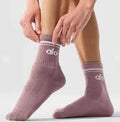 Alo Yoga Medium Unisex half crew socks
